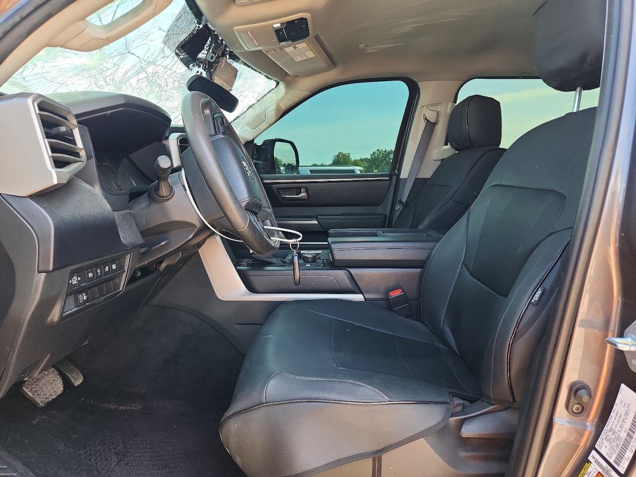 2024 Toyota Tundra Sr5 - Image 7