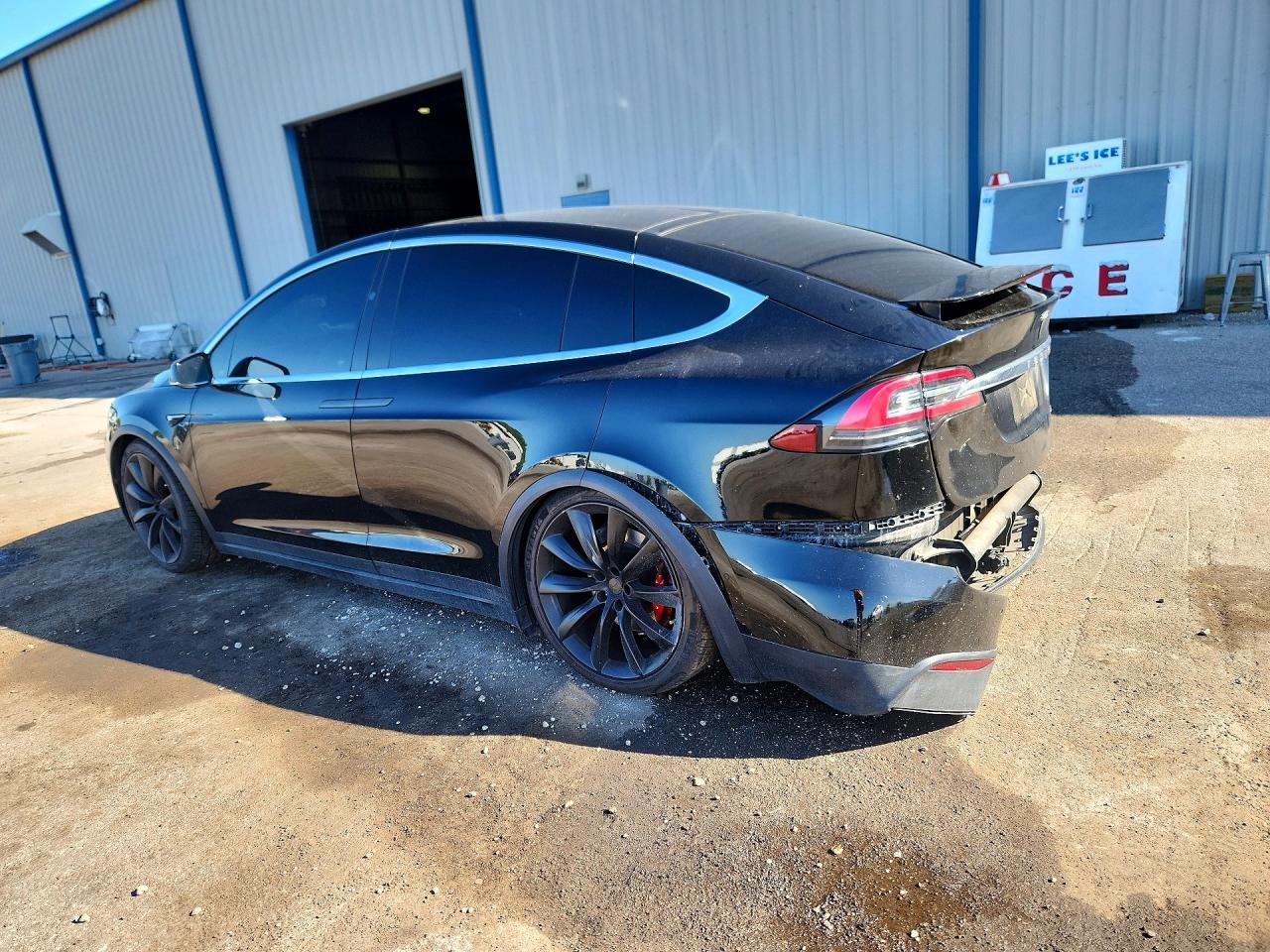 2018 Tesla Model X - Фото 2