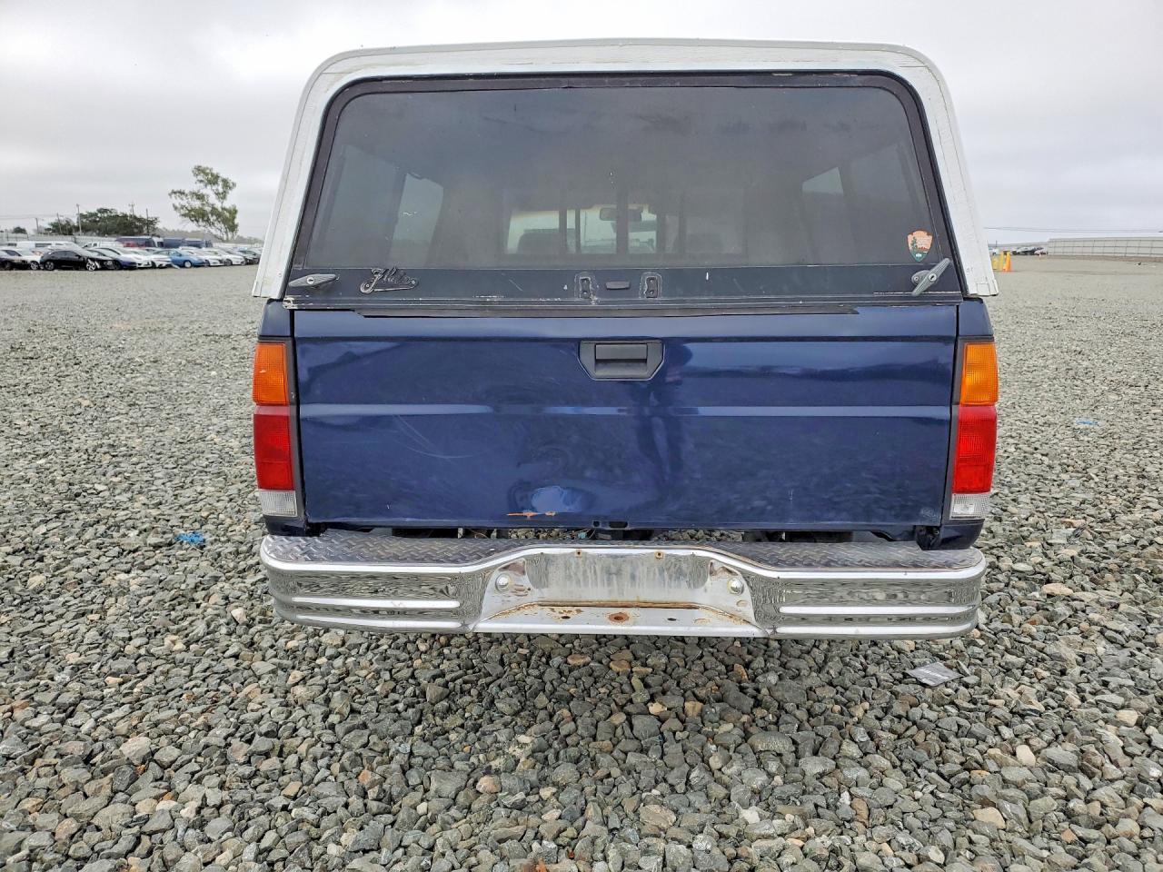 1990 Nissan D21 King Cab - Фото 6