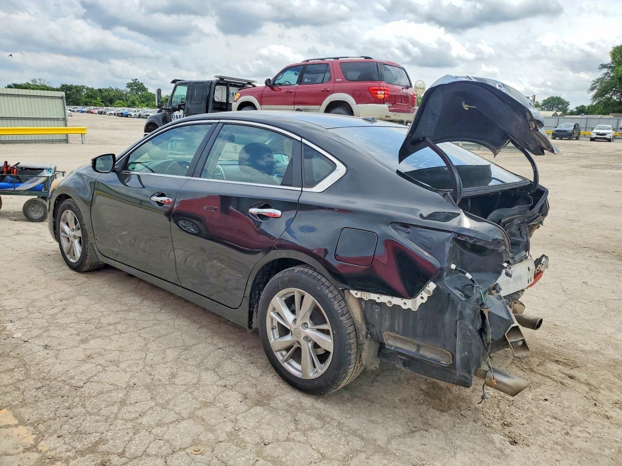2013 Nissan Altima 2.5 - Фото 2