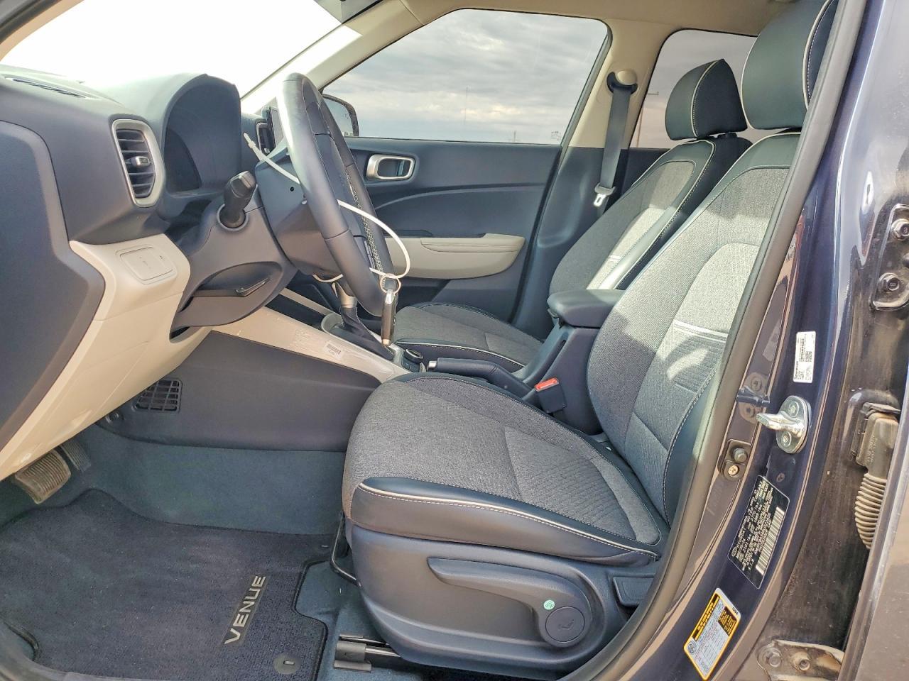 2024 Hyundai Venue Limited - Фото 7