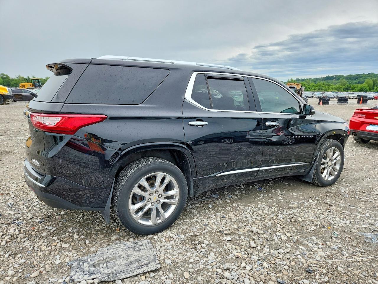 2020 Chevrolet Traverse High Country - Фото 3