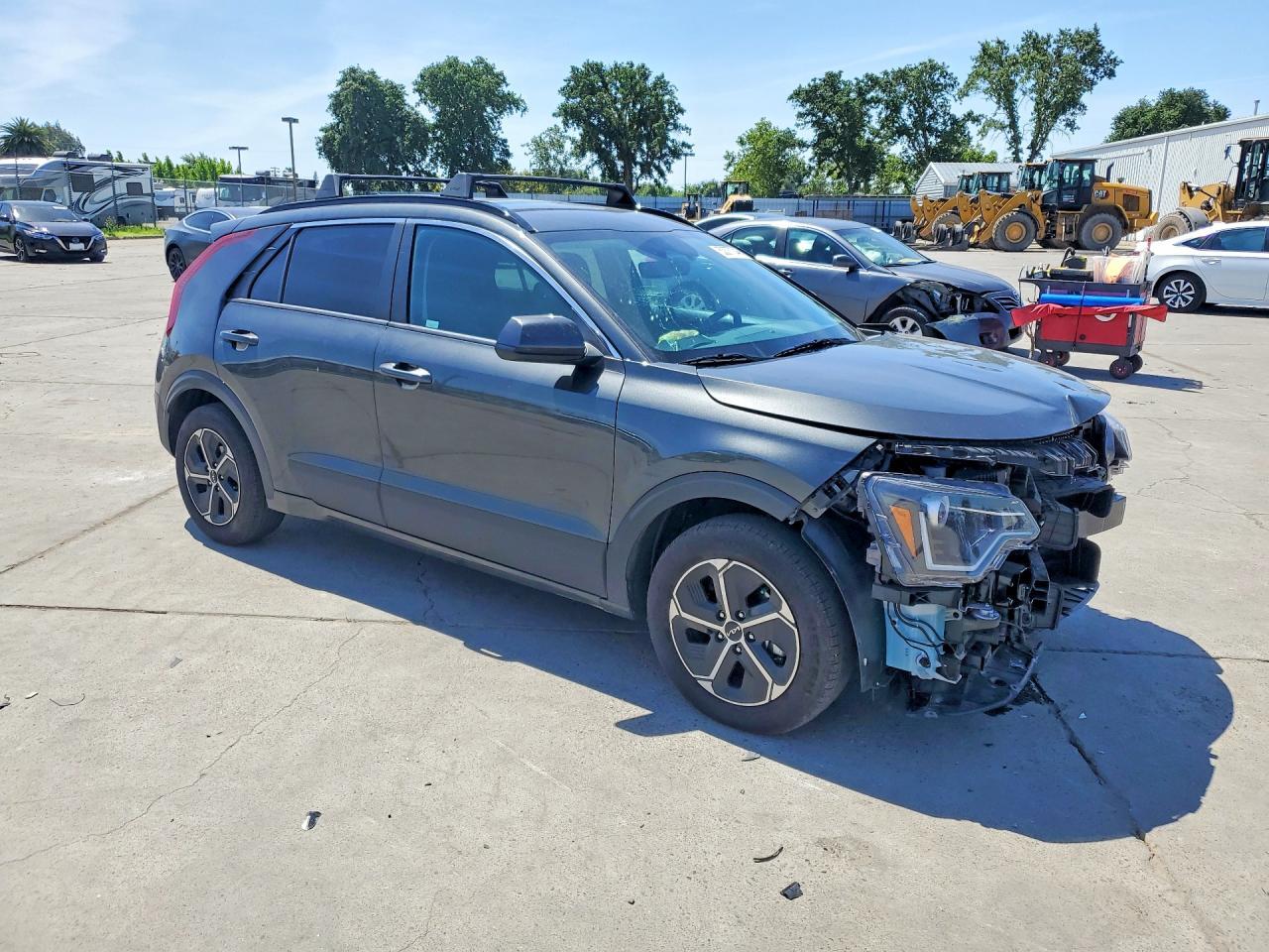2025 Kia Niro Lx - Image 4