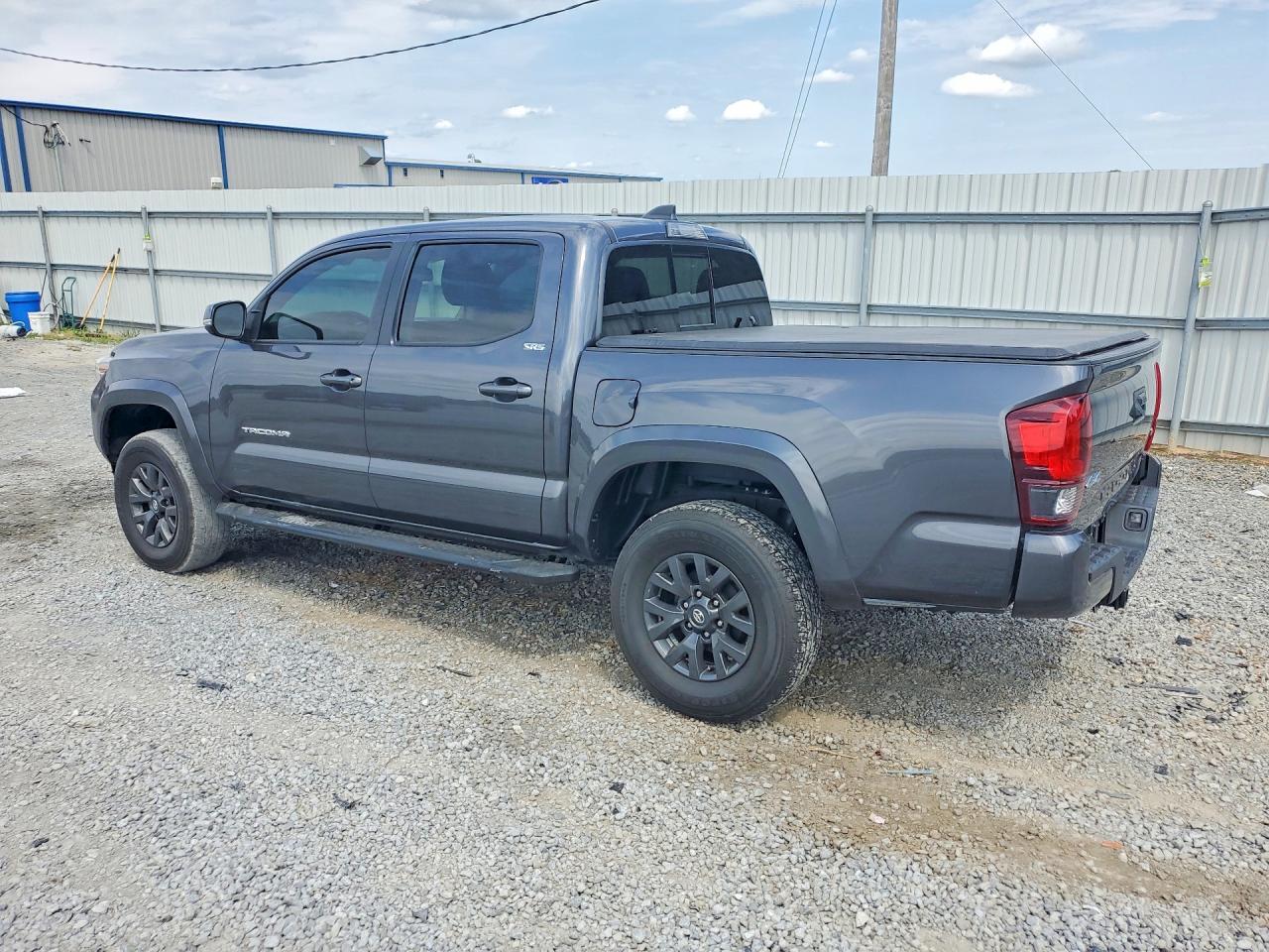2023 Toyota Tacoma Sr5 V6 - Image 2
