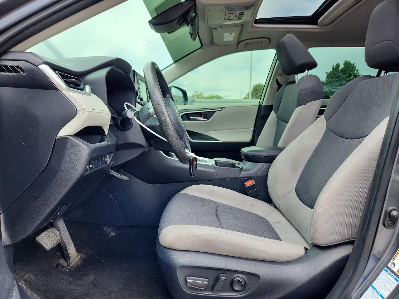 2020 Toyota Rav4 Hybrid Xle - Image 7