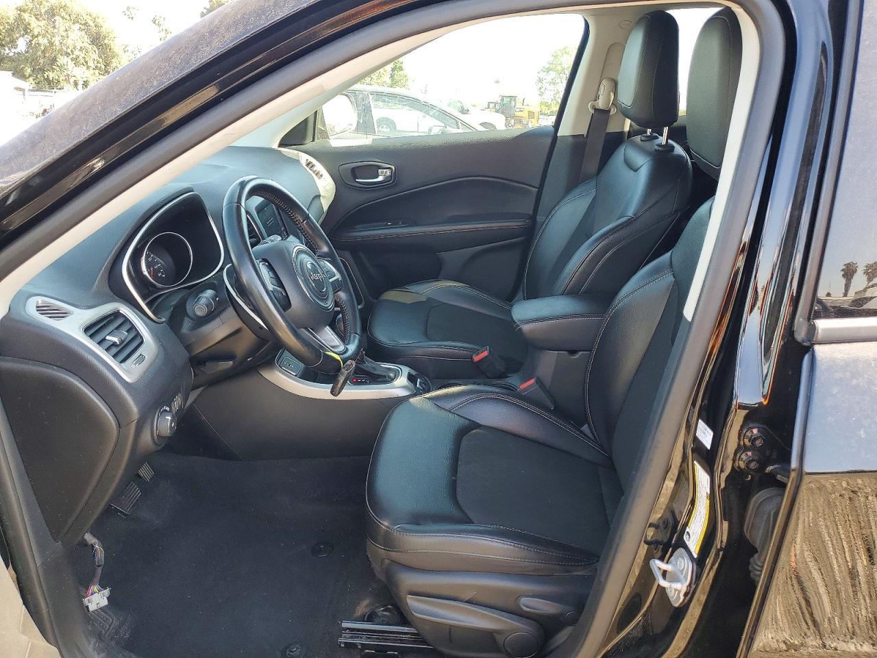 2020 Jeep Compass - Фото 7
