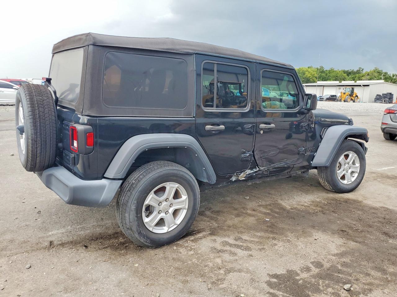 2022 Jeep Wrangler Unlimited Sport - Фото 3