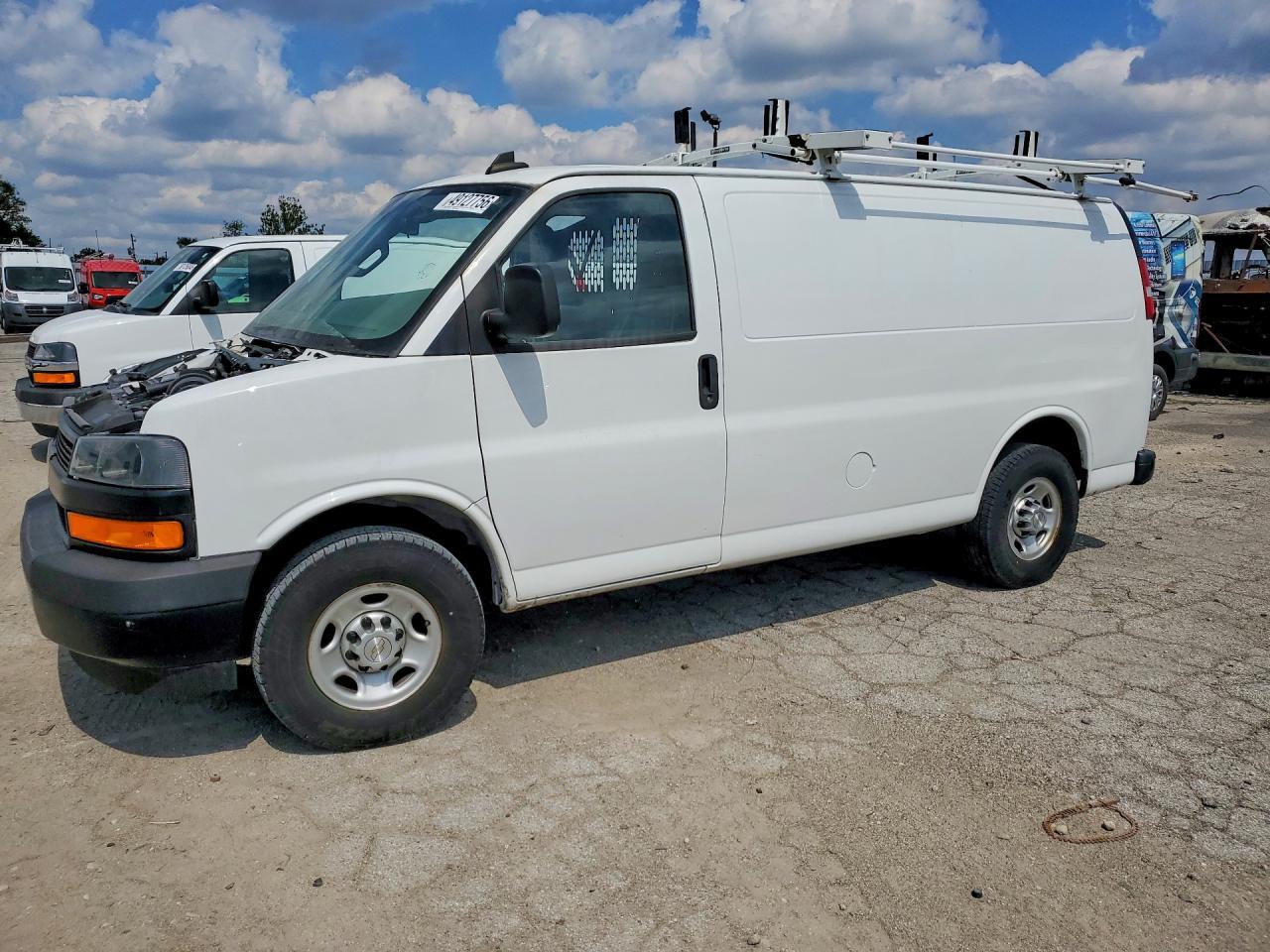 2020 Chevrolet Express G2500