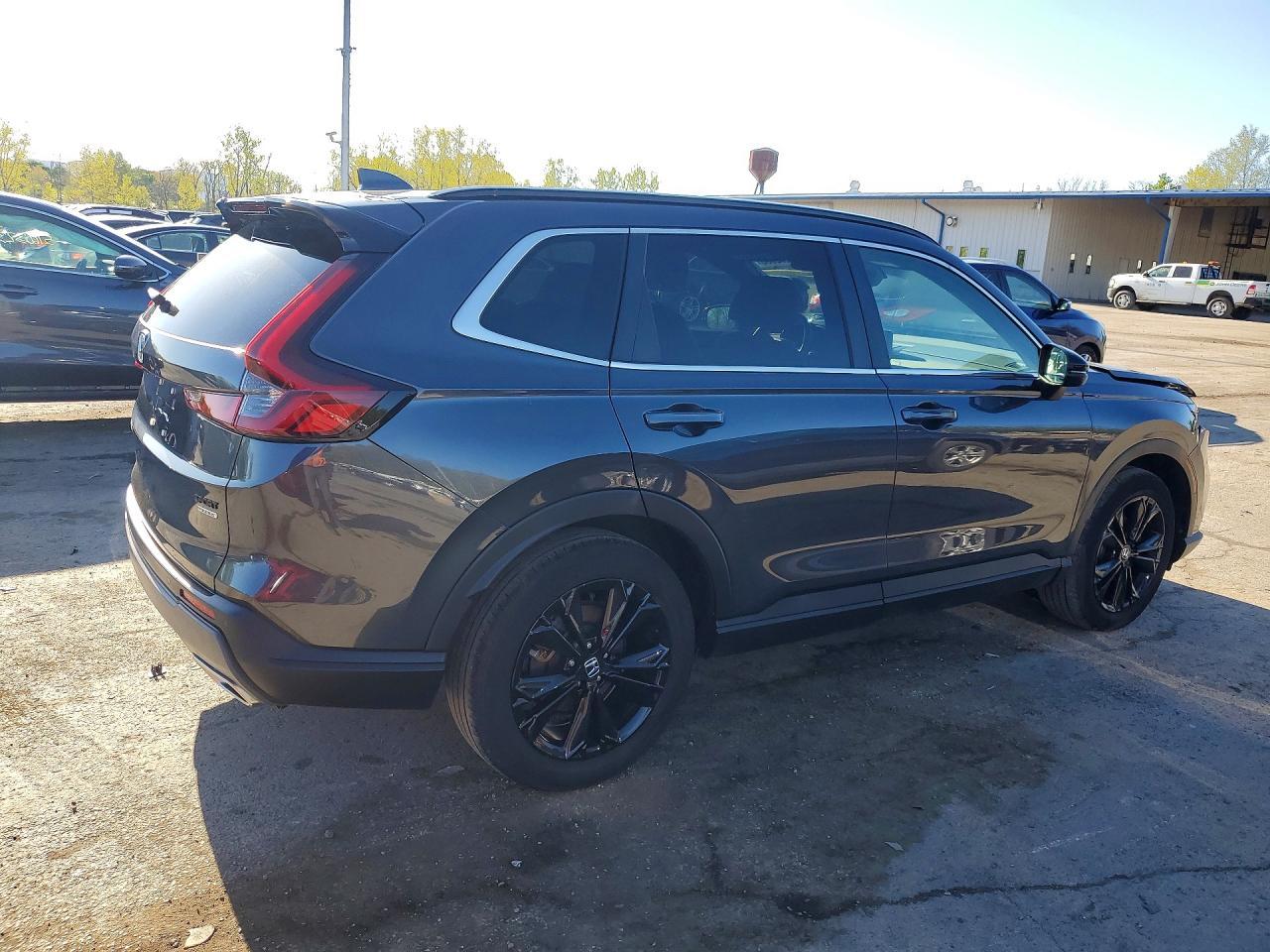 2023 Honda Cr-V Sport Touring - Image 3