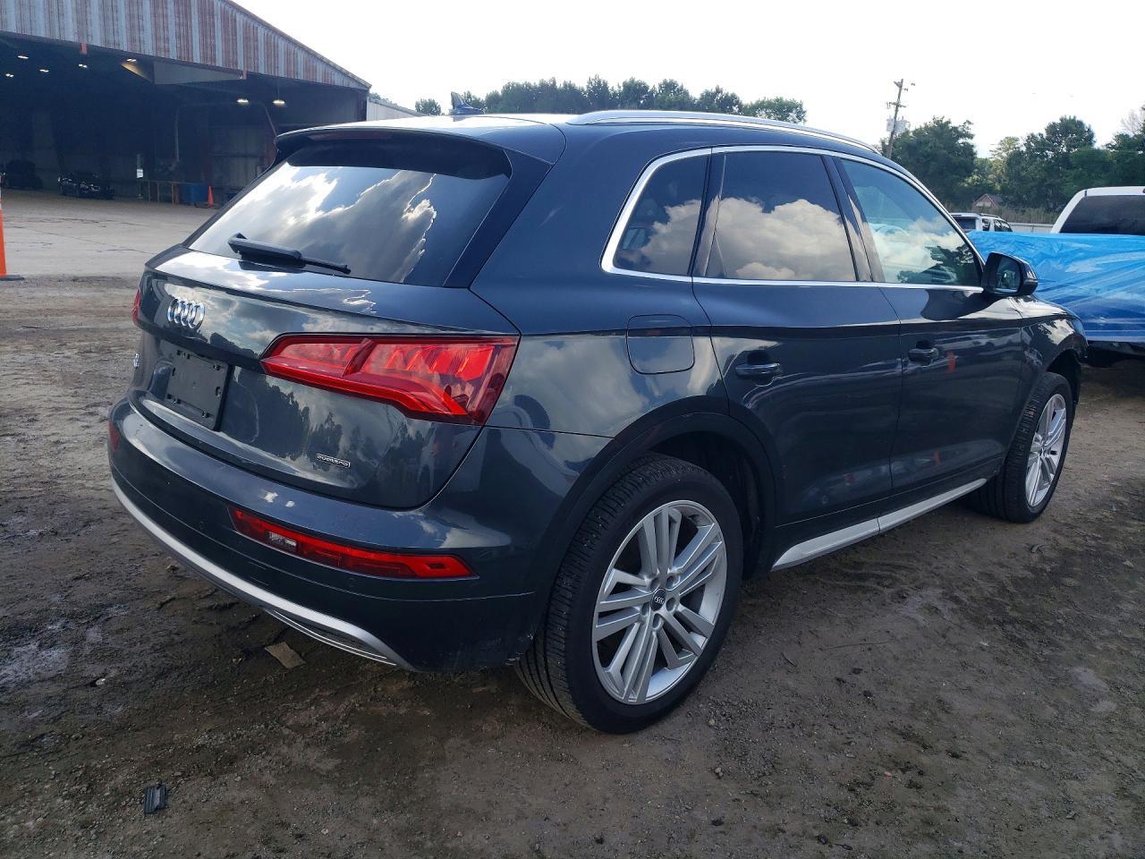 2019 Audi Q5 Premium Plus - Image 3