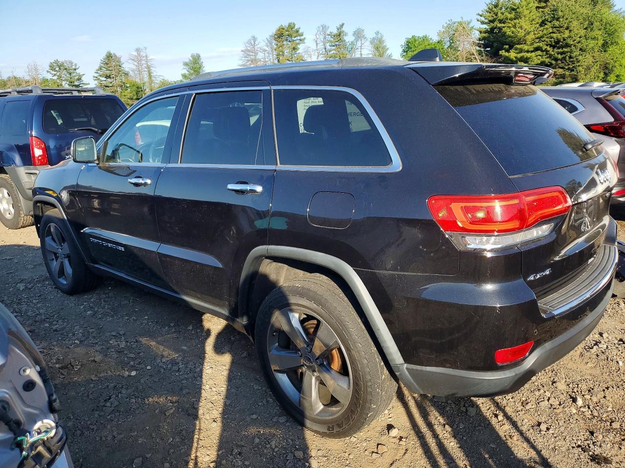2015 Jeep Grand Cherokee Limited - Image 2