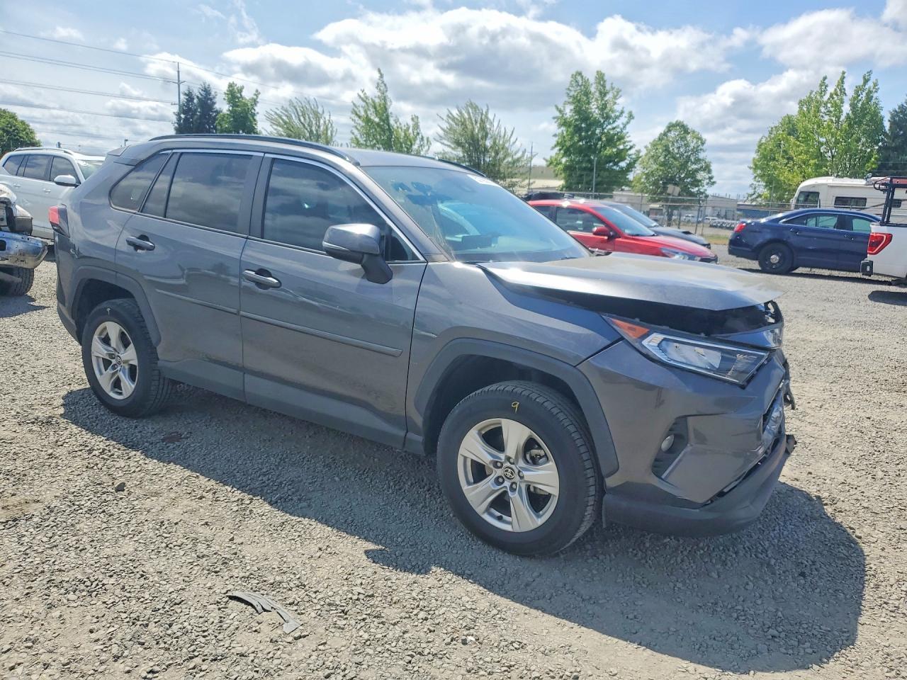 2021 Toyota Rav4 Xle - Фото 4