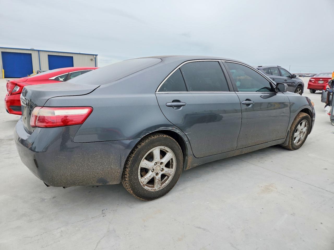 2007 Toyota Camry Le - Фото 3