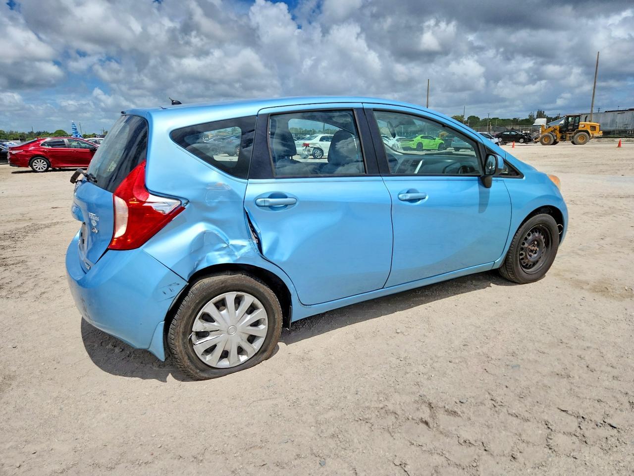 2014 Nissan Versa Note S - Фото 3
