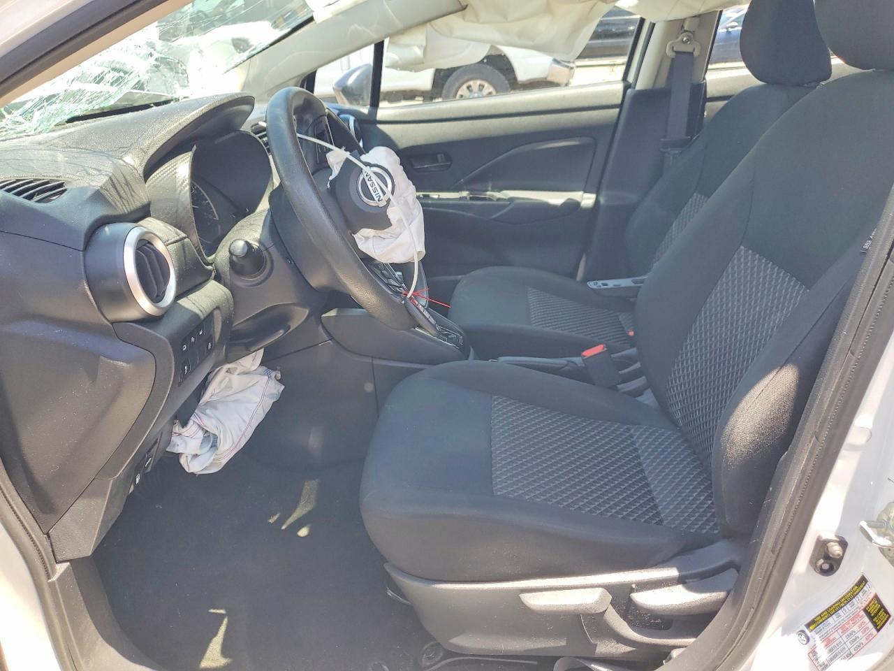 2021 Nissan Versa S - Фото 7