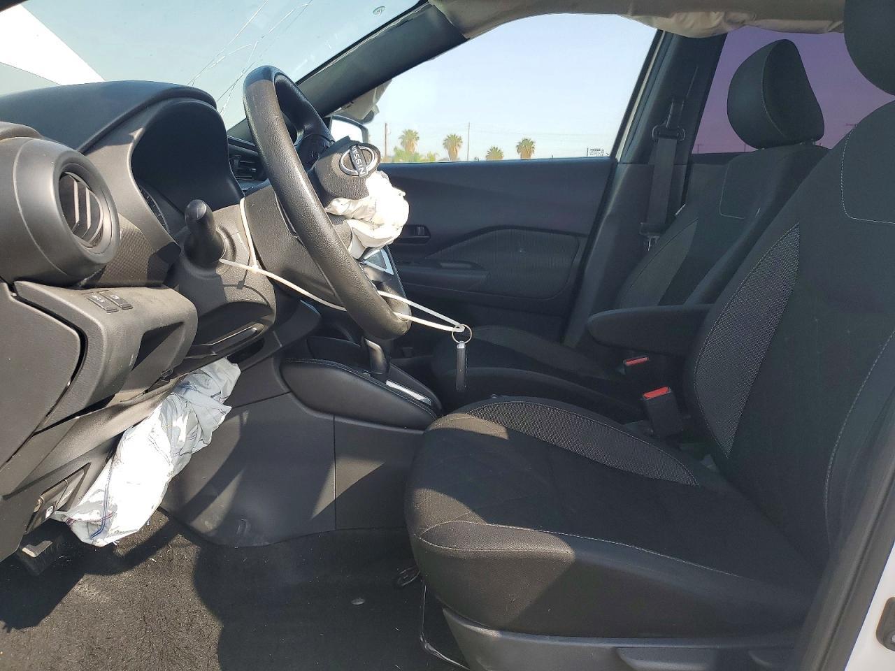 2019 Nissan Kicks S - Фото 7