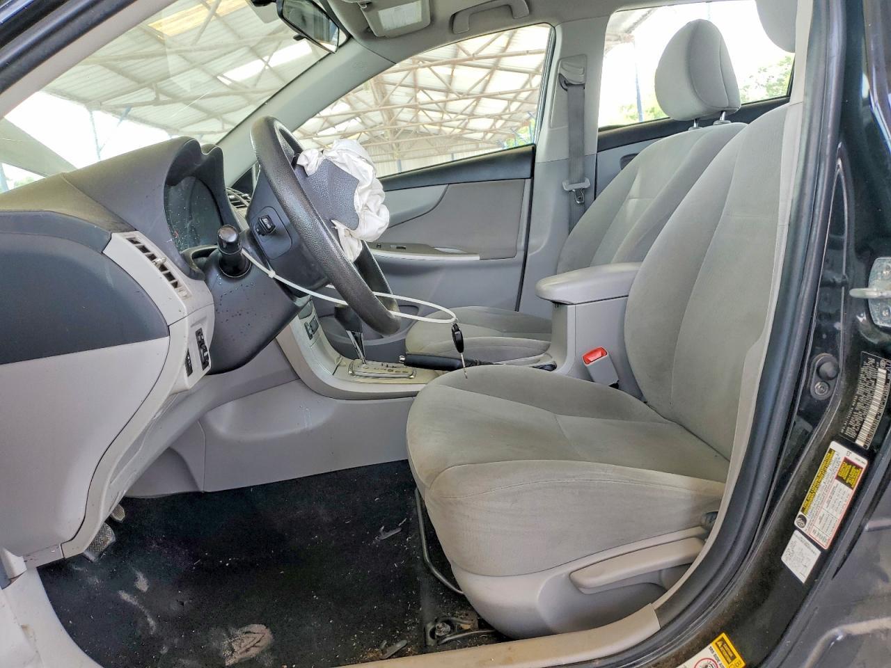 2011 Toyota Corolla Le - Фото 7