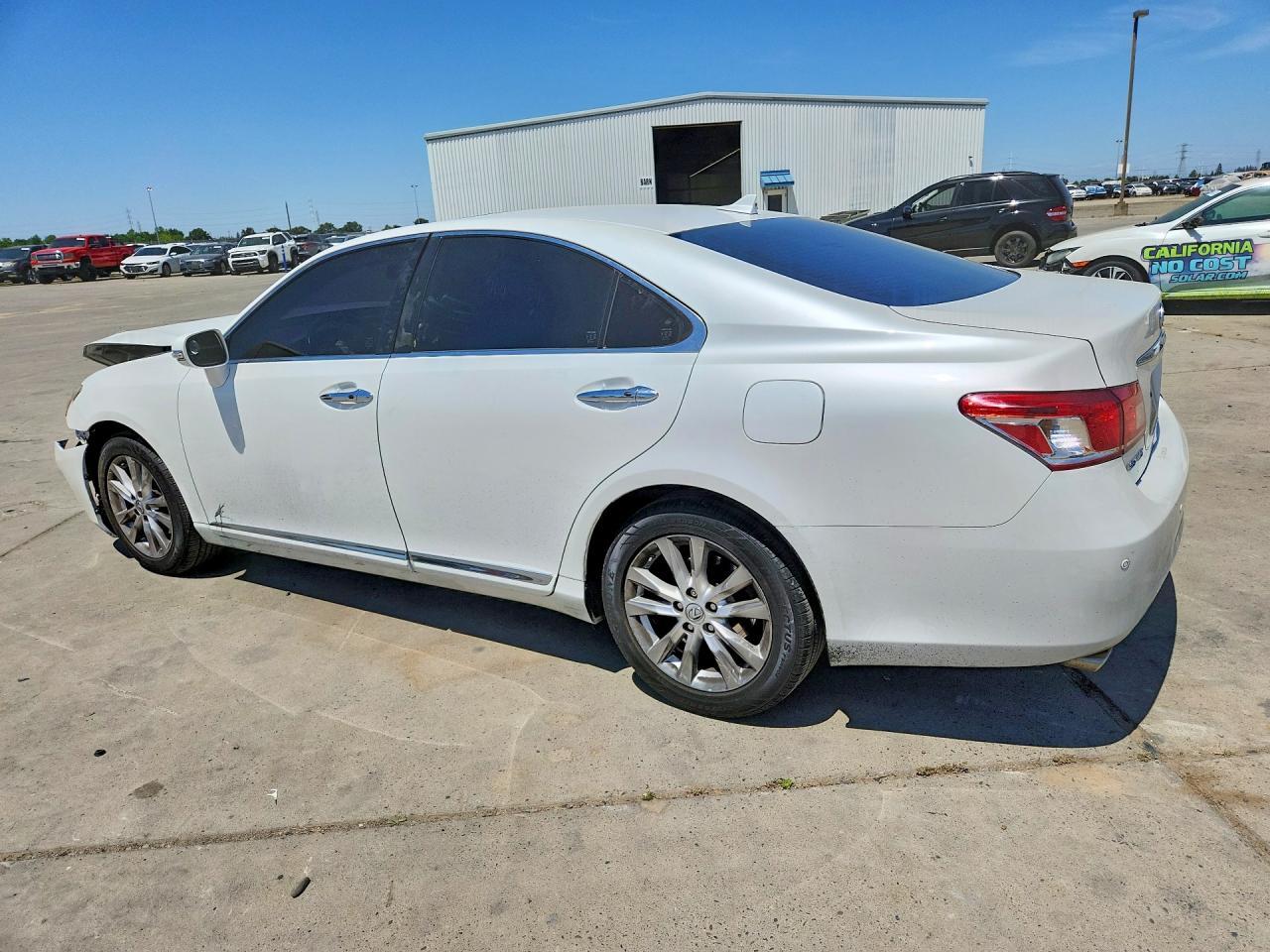 2010 Lexus Es 350 - Фото 2