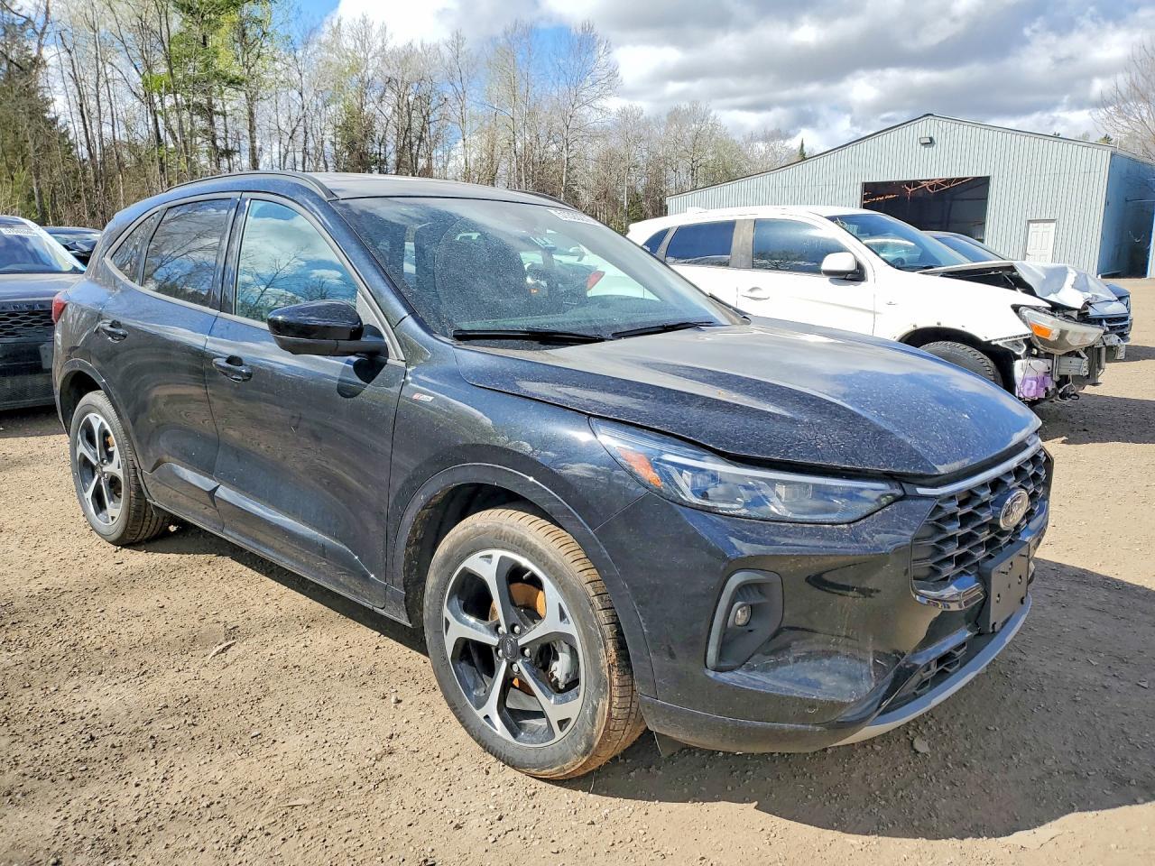 2025 Ford Escape St Line Elite - Image 4