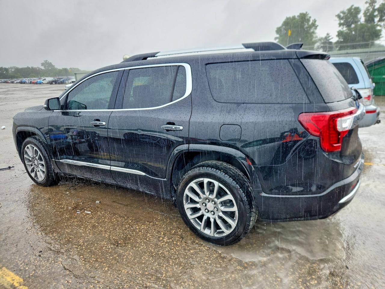 2023 GMC Acadia Denali - Фото 2