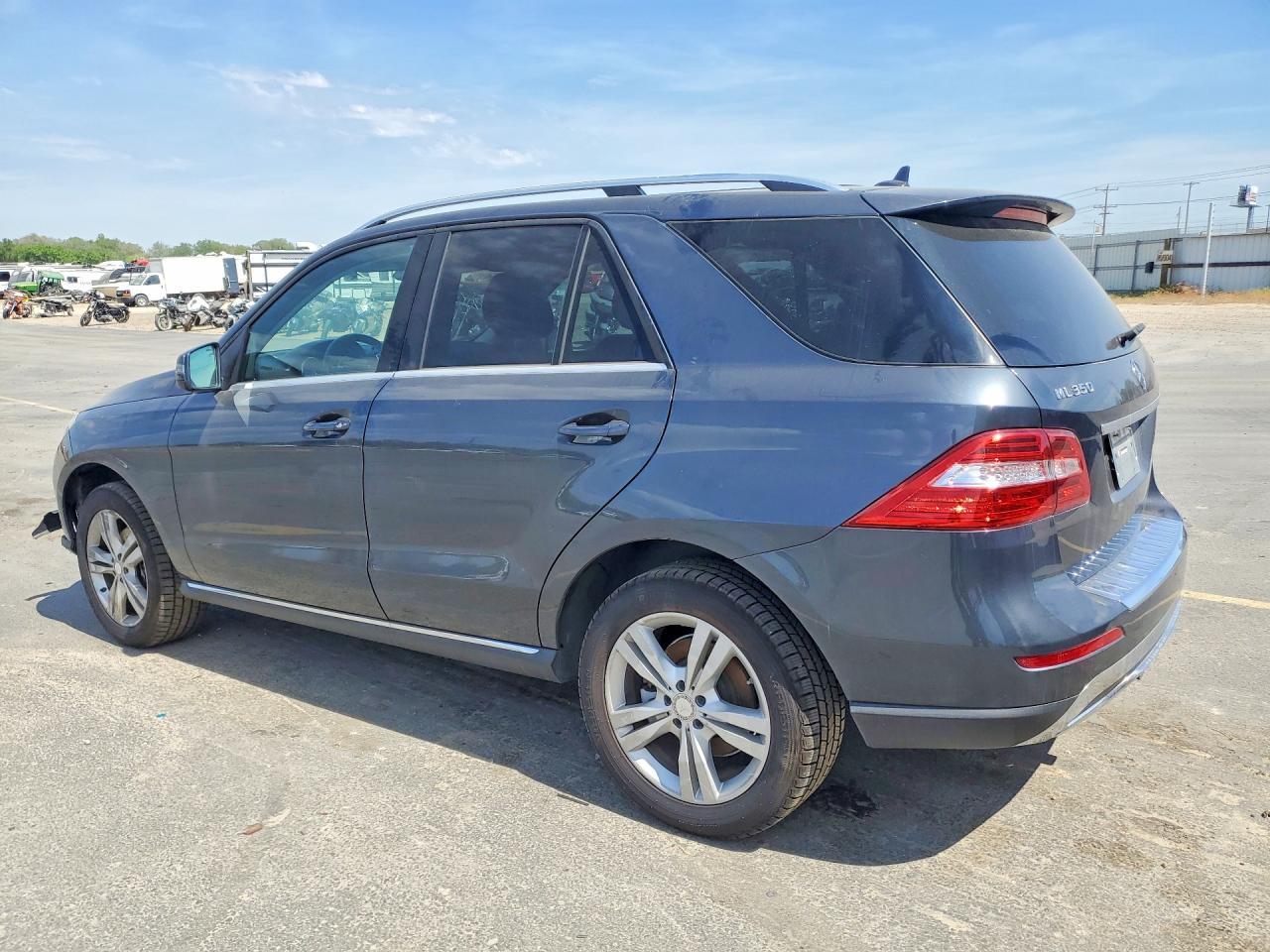 2015 Mercedes-Benz Ml 350 4Matic - Фото 2
