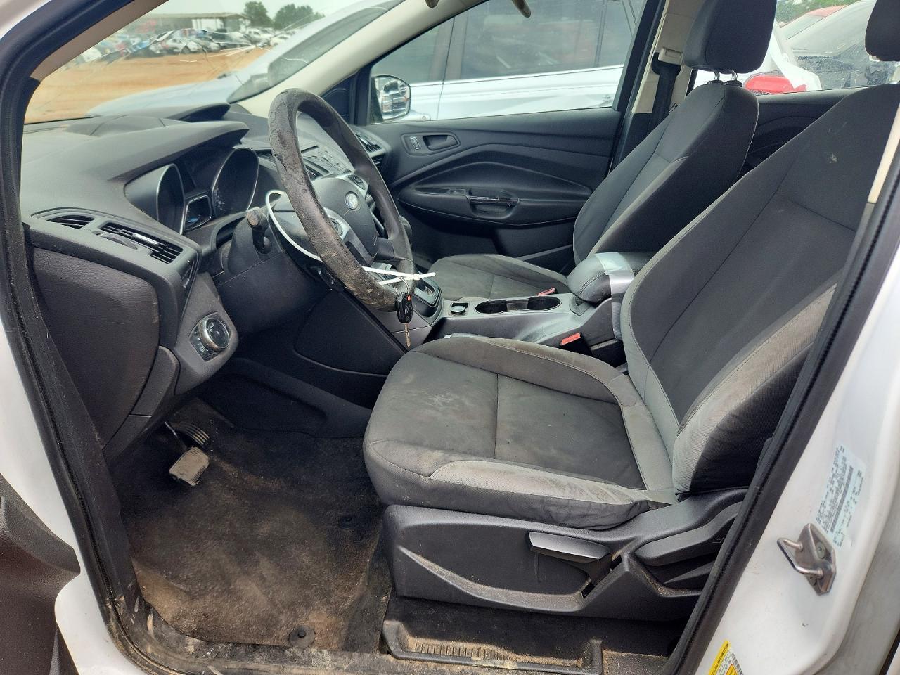2013 Ford Escape S - Фото 7