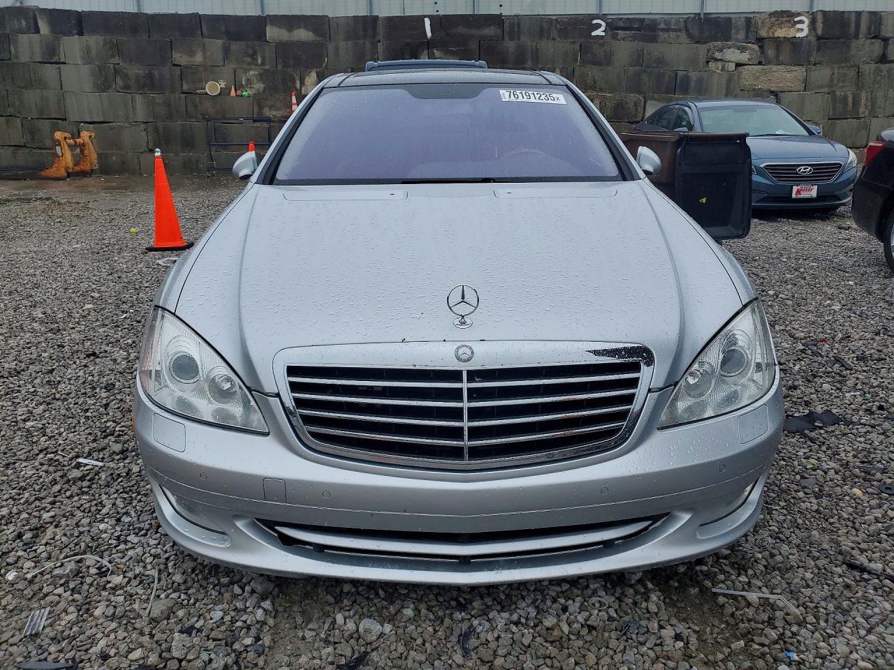 2009 Mercedes-Benz S 550 4Matic - Image 5