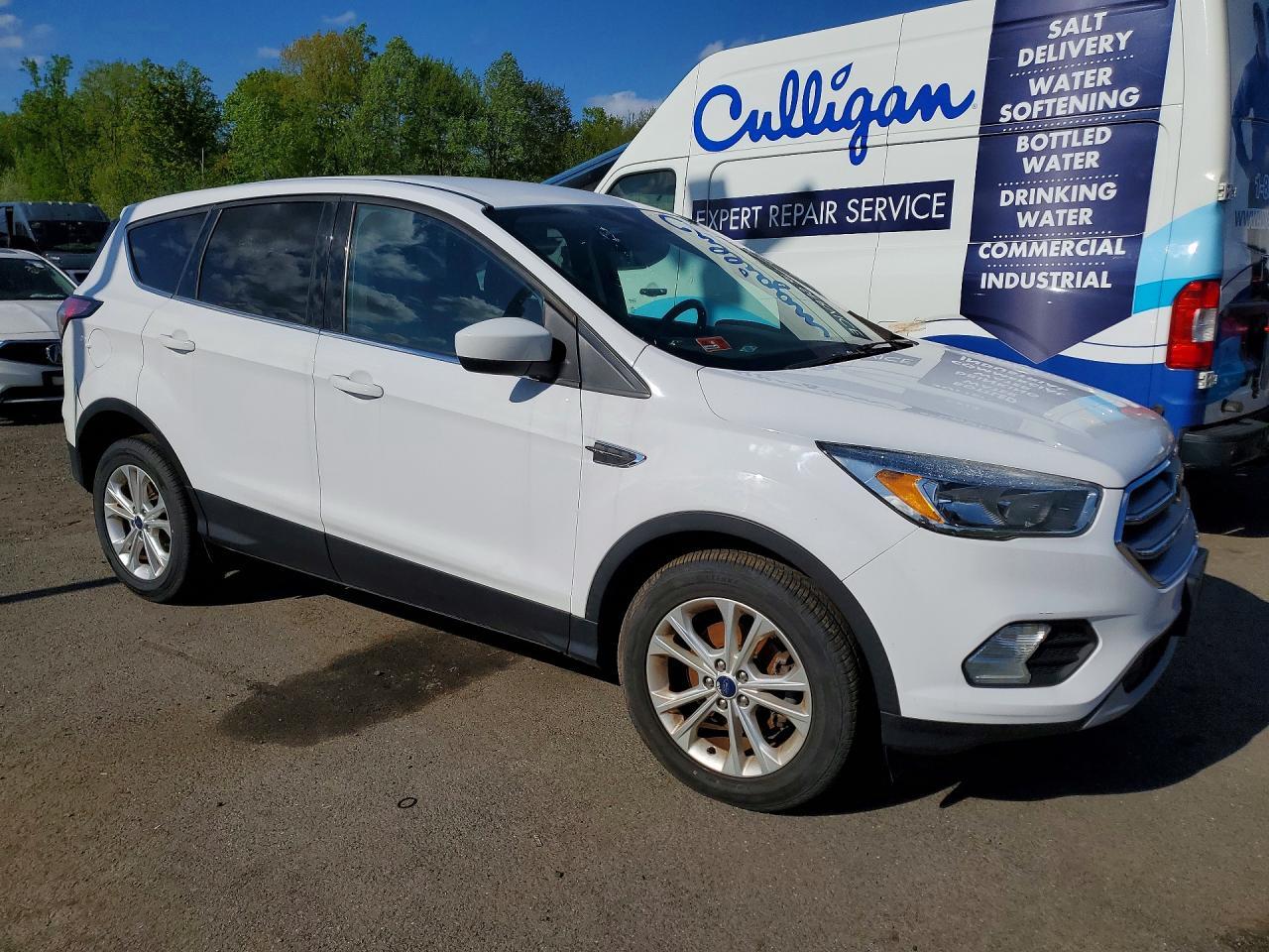 2017 Ford Escape Se - Фото 4