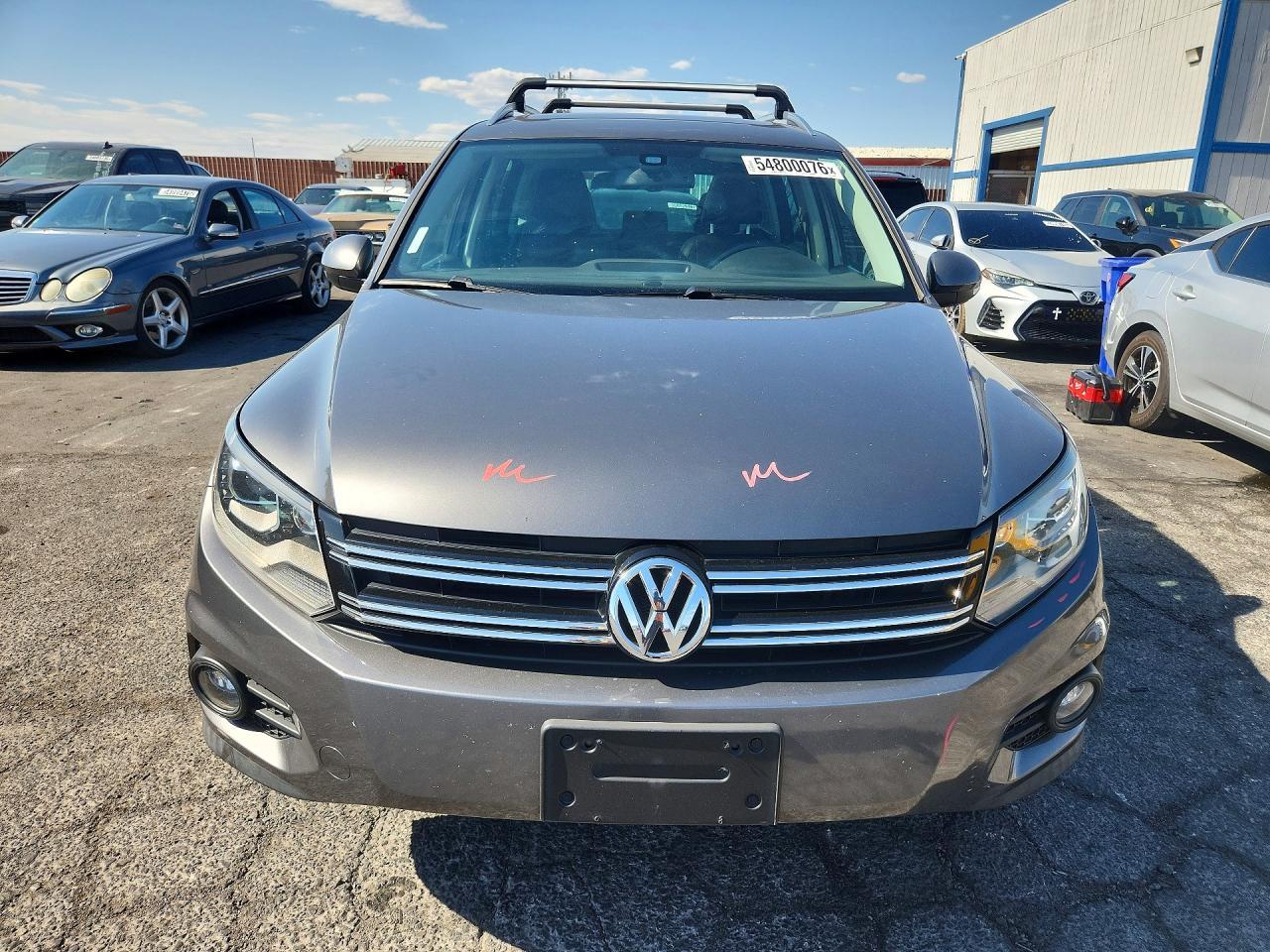 2016 Volkswagen Tiguan S - Фото 5