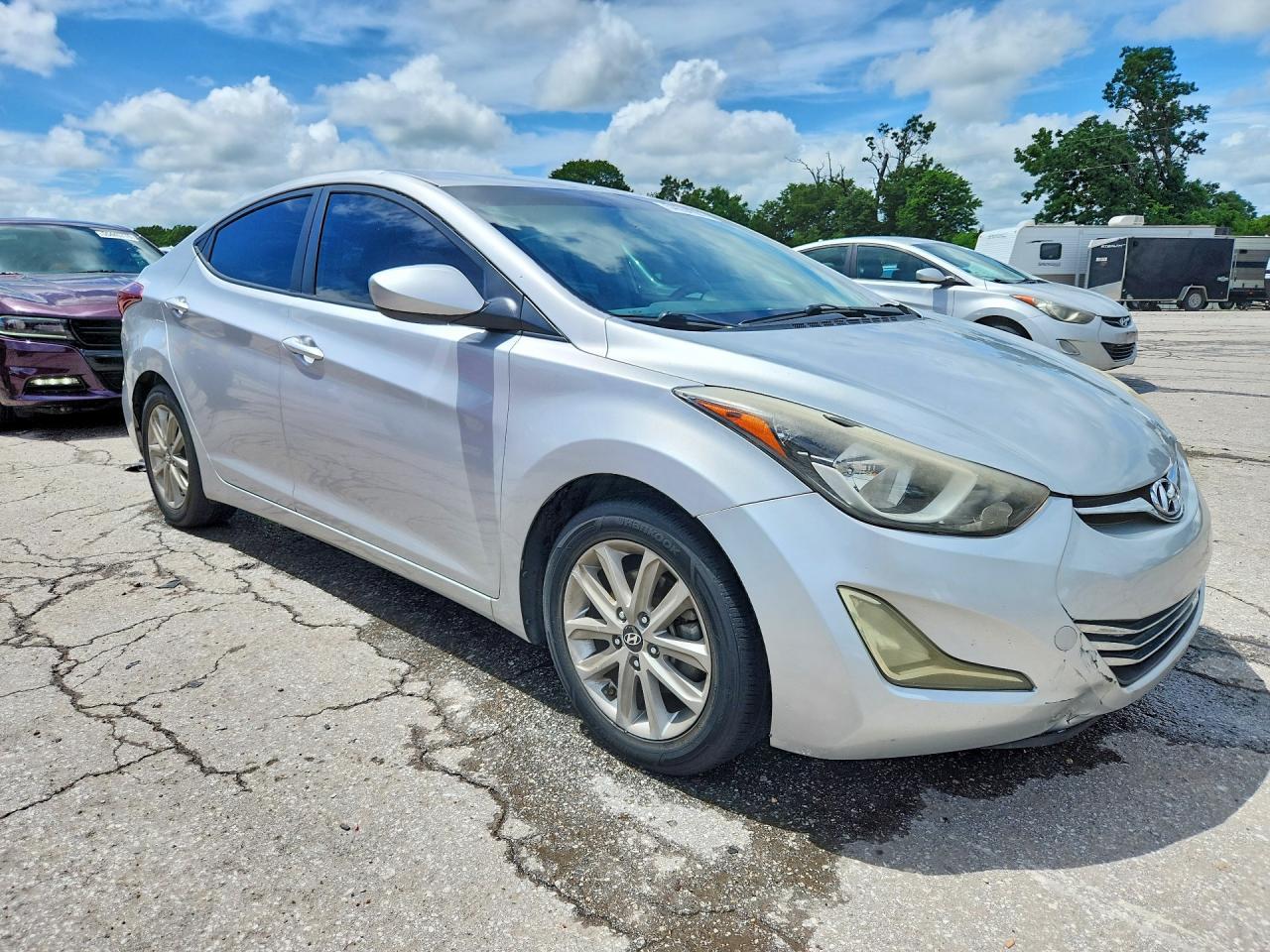 2015 Hyundai Elantra Se - Фото 4