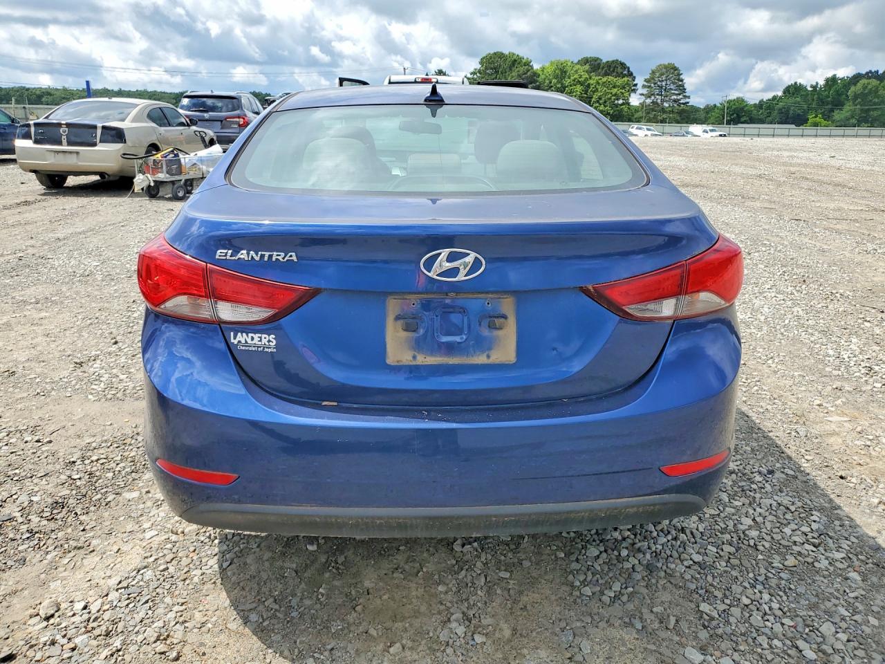 2016 Hyundai Elantra Se - Image 6