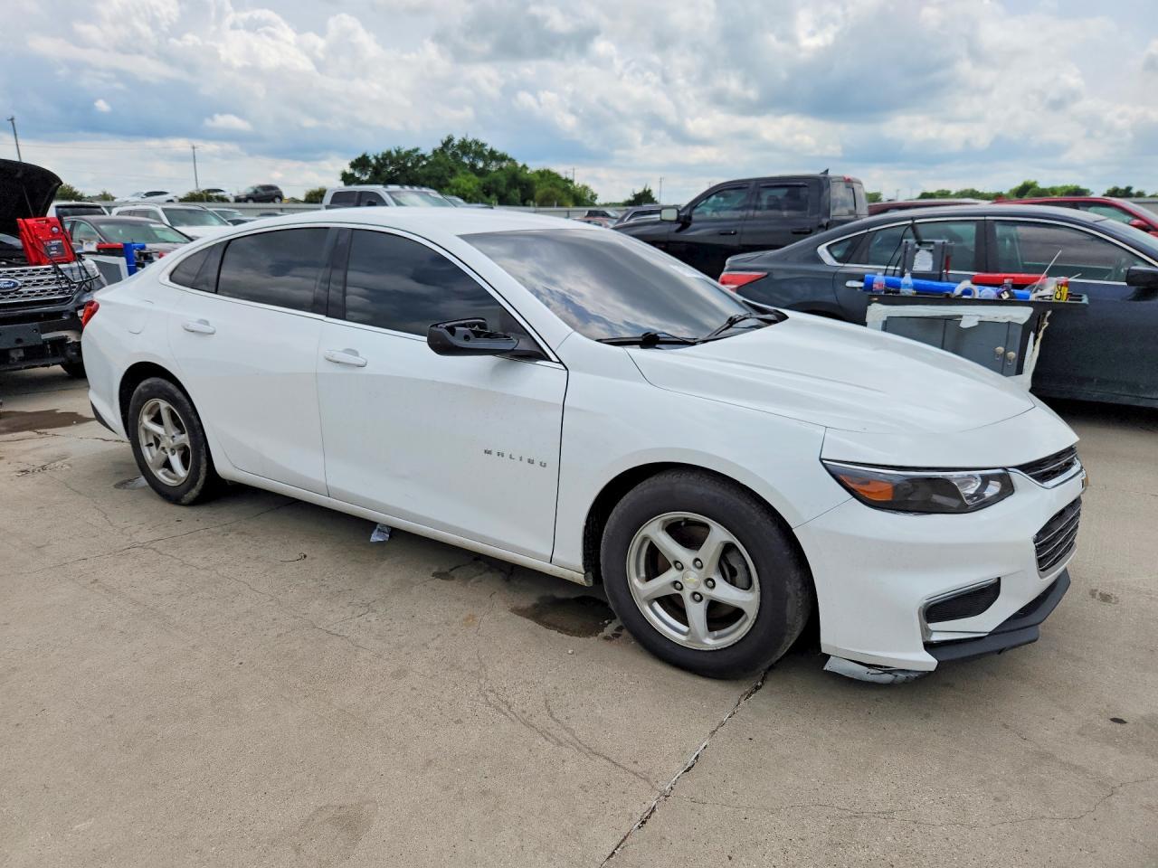 2018 Chevrolet Malibu Ls - Фото 4