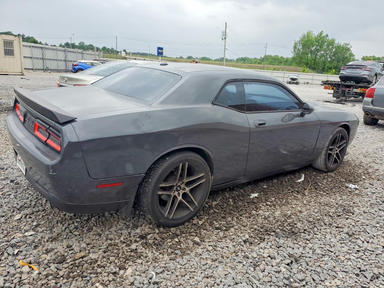 2010 Dodge Challenger Se - Image 3