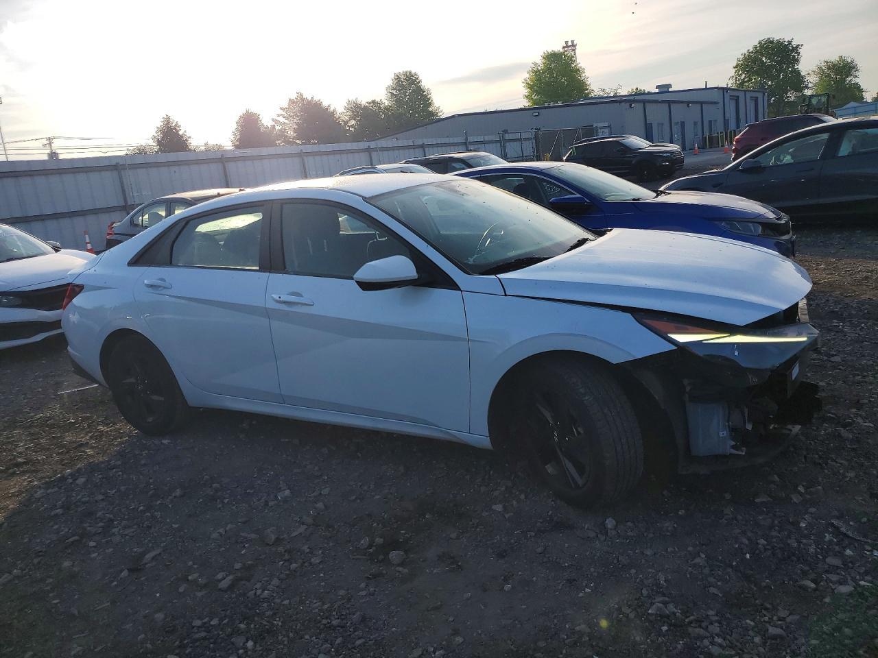 2022 Hyundai Elantra Sel - Image 4