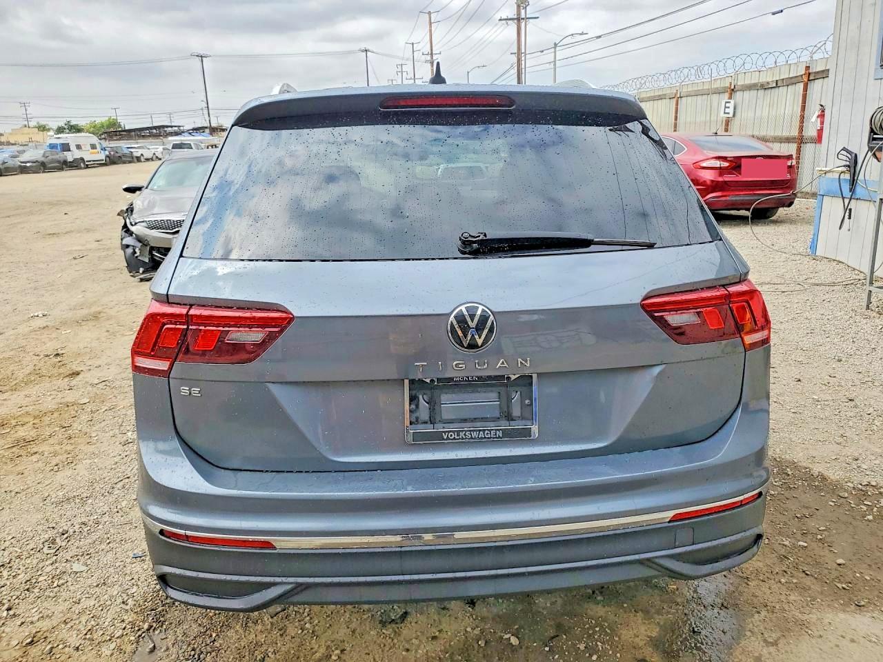 2022 Volkswagen Tiguan Se - Фото 6