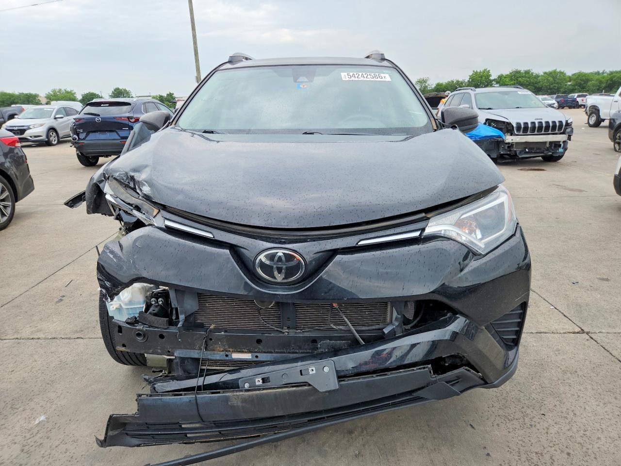2018 Toyota Rav4 Le - Image 5