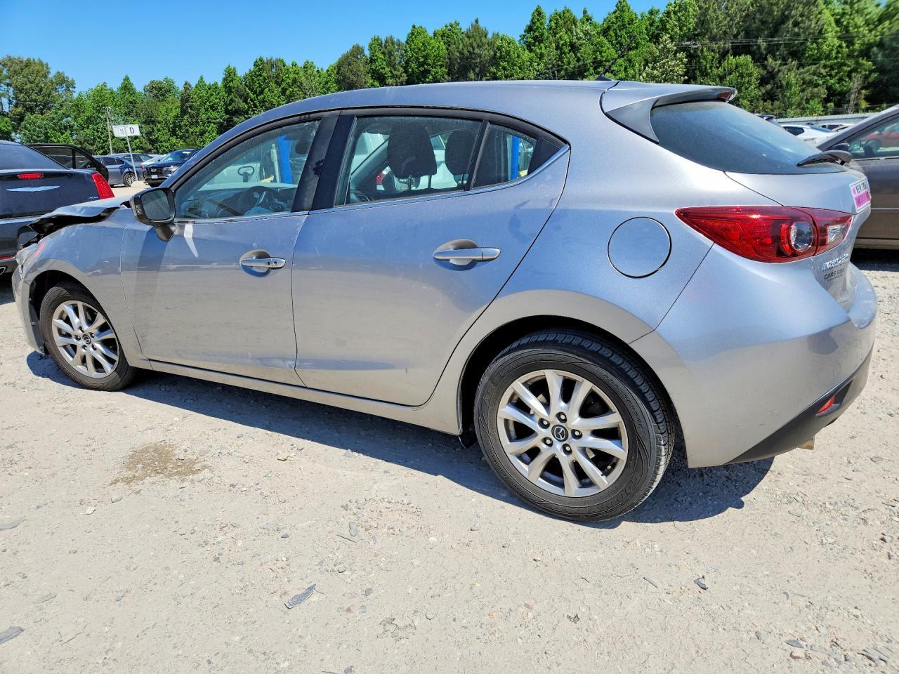2015 Mazda 3 Touring - Image 2