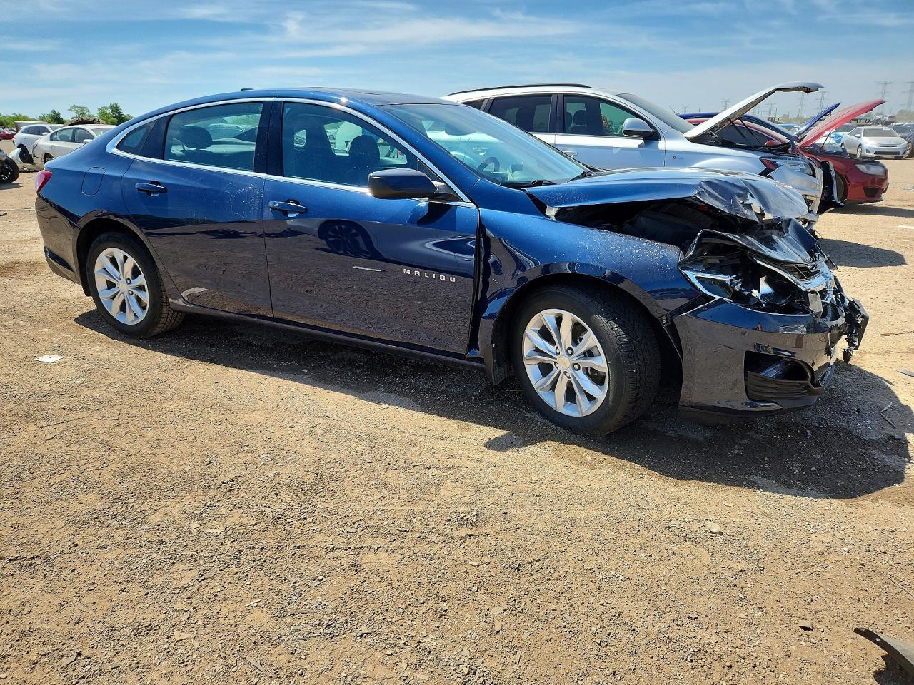 2022 Chevrolet Malibu Lt - Фото 4