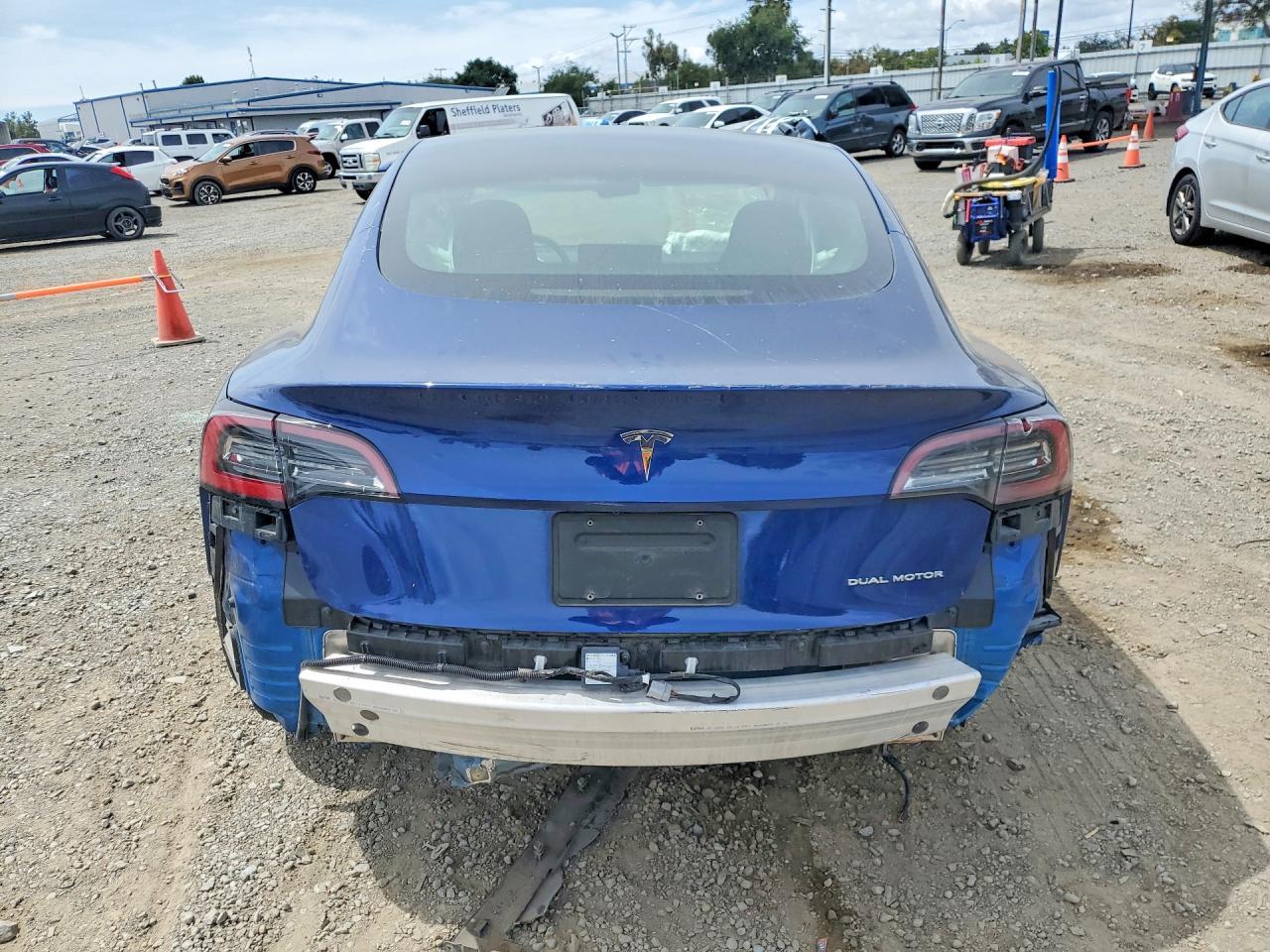 2022 Tesla Model 3 - Image 6
