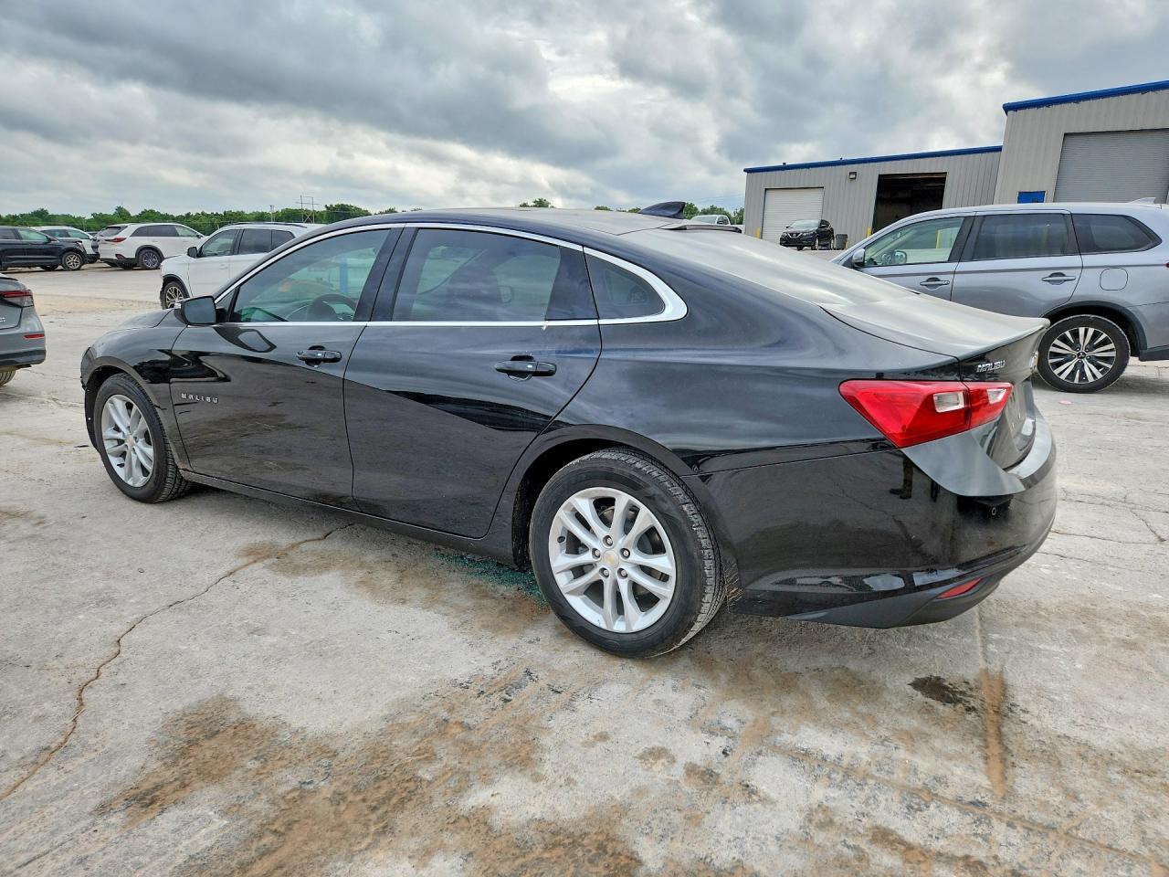 2016 Chevrolet Malibu Lt - Фото 2