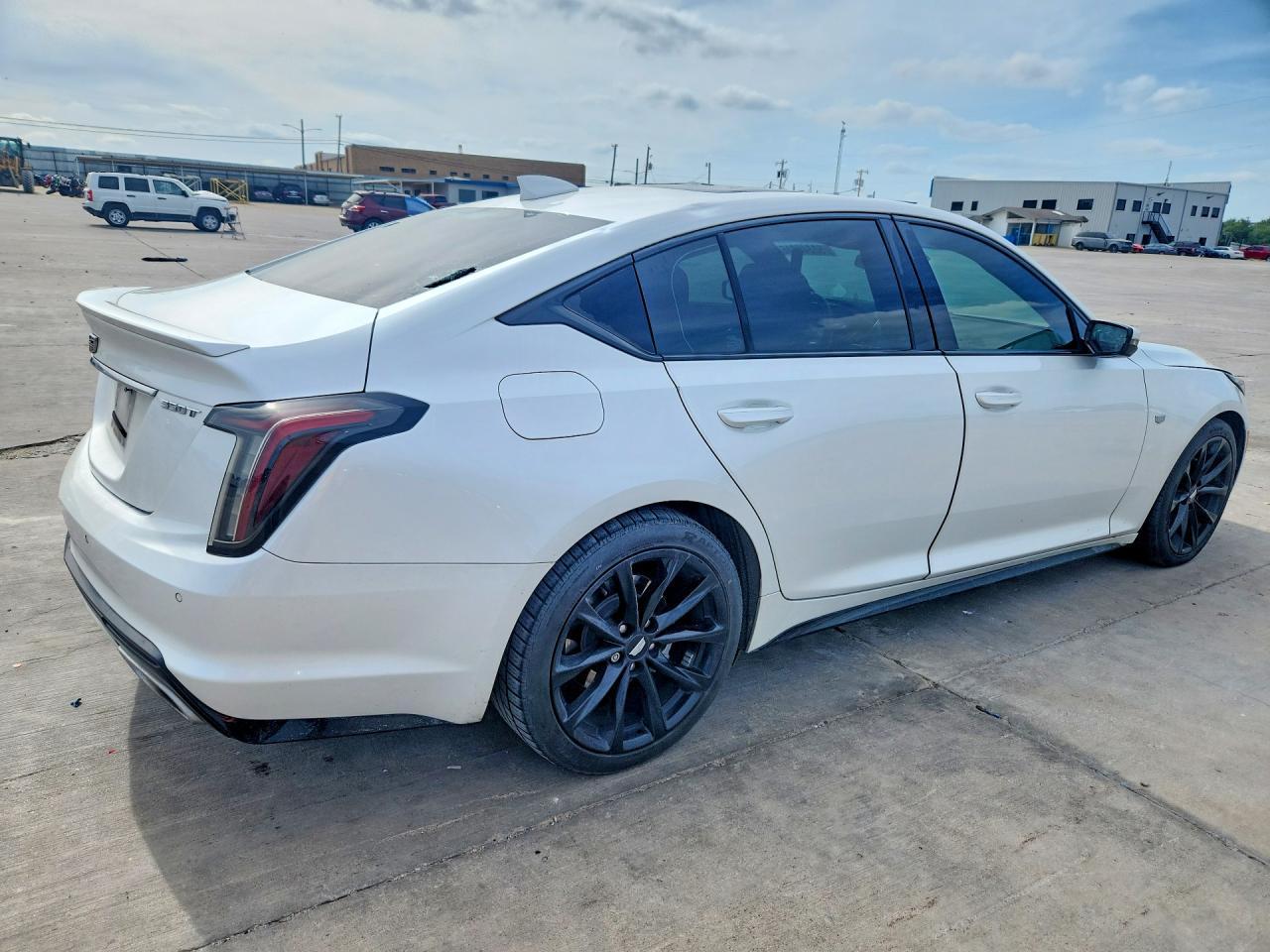 2021 Cadillac Ct5 Sport - Image 3