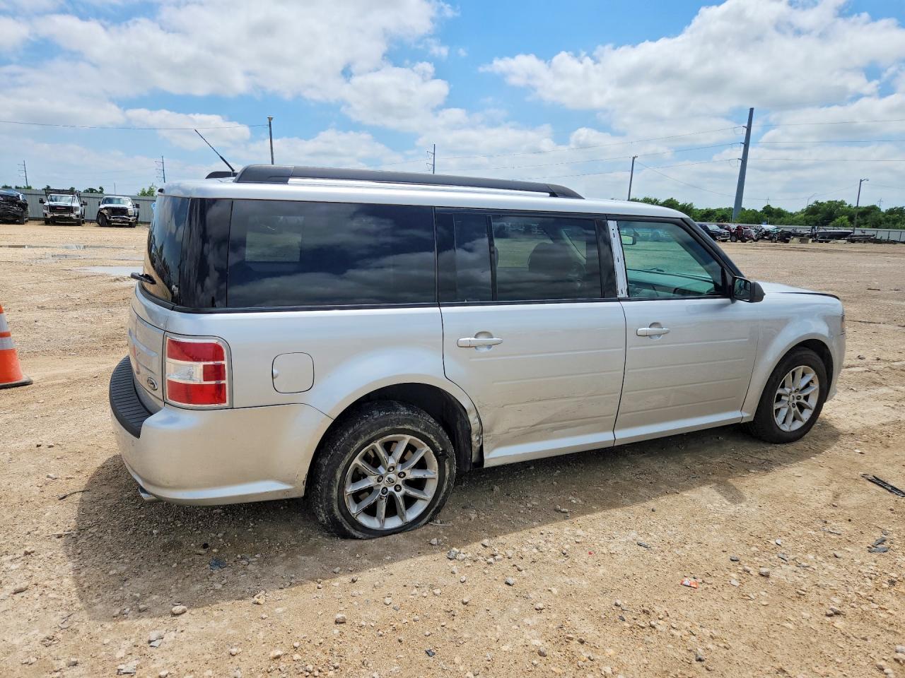 2019 Ford Flex Se - Фото 3