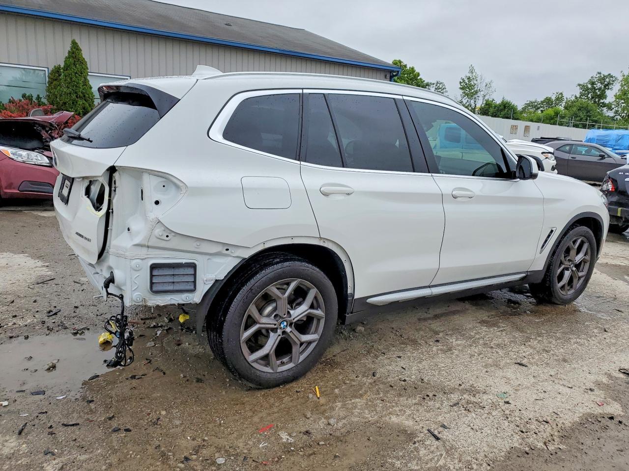 2023 BMW X3 xDrive30I - Image 3