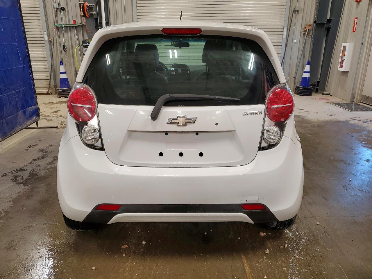 2015 Chevrolet Spark 1Lt - Фото 6