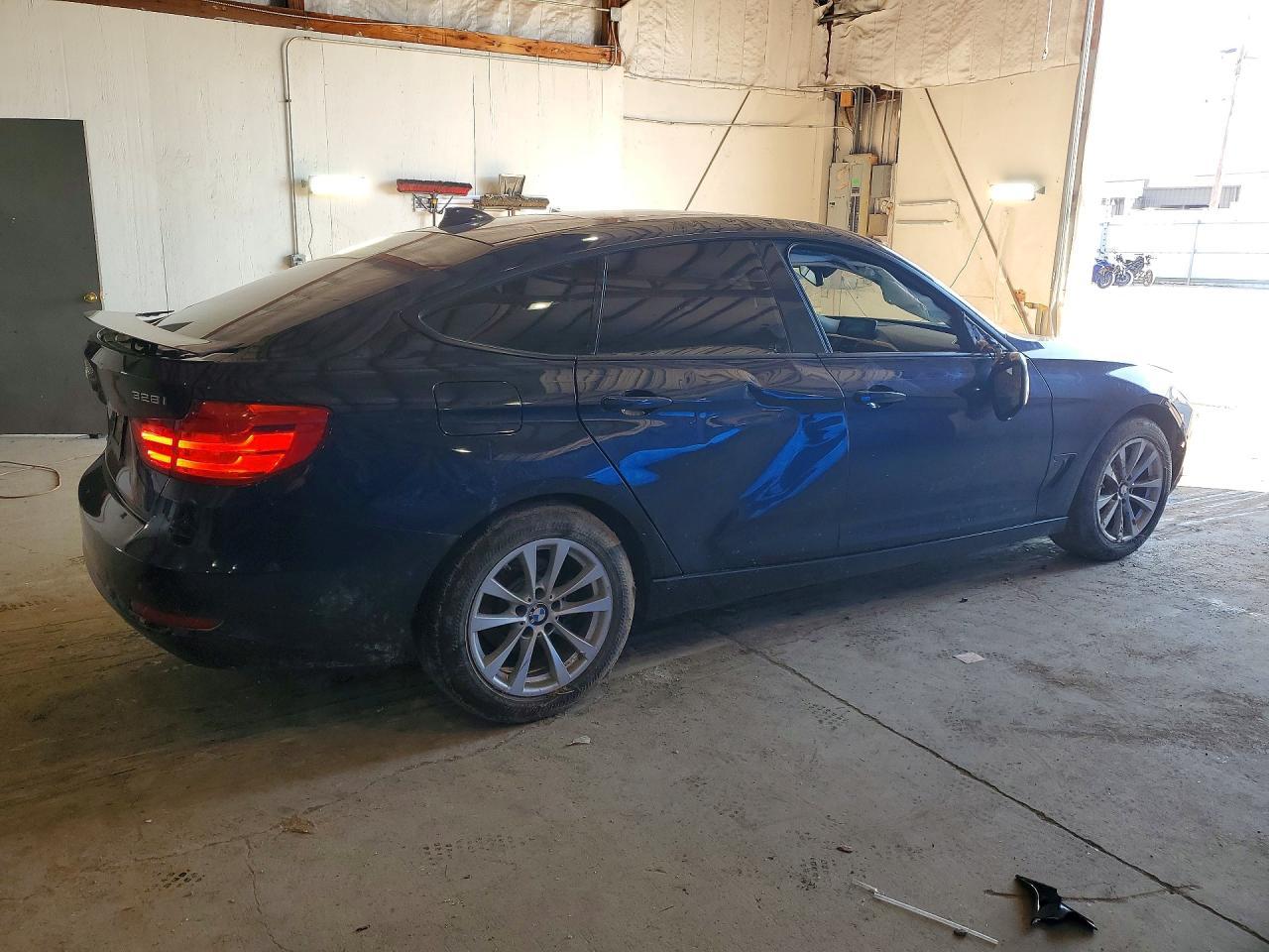 2015 BMW 328 Xigt - Фото 3