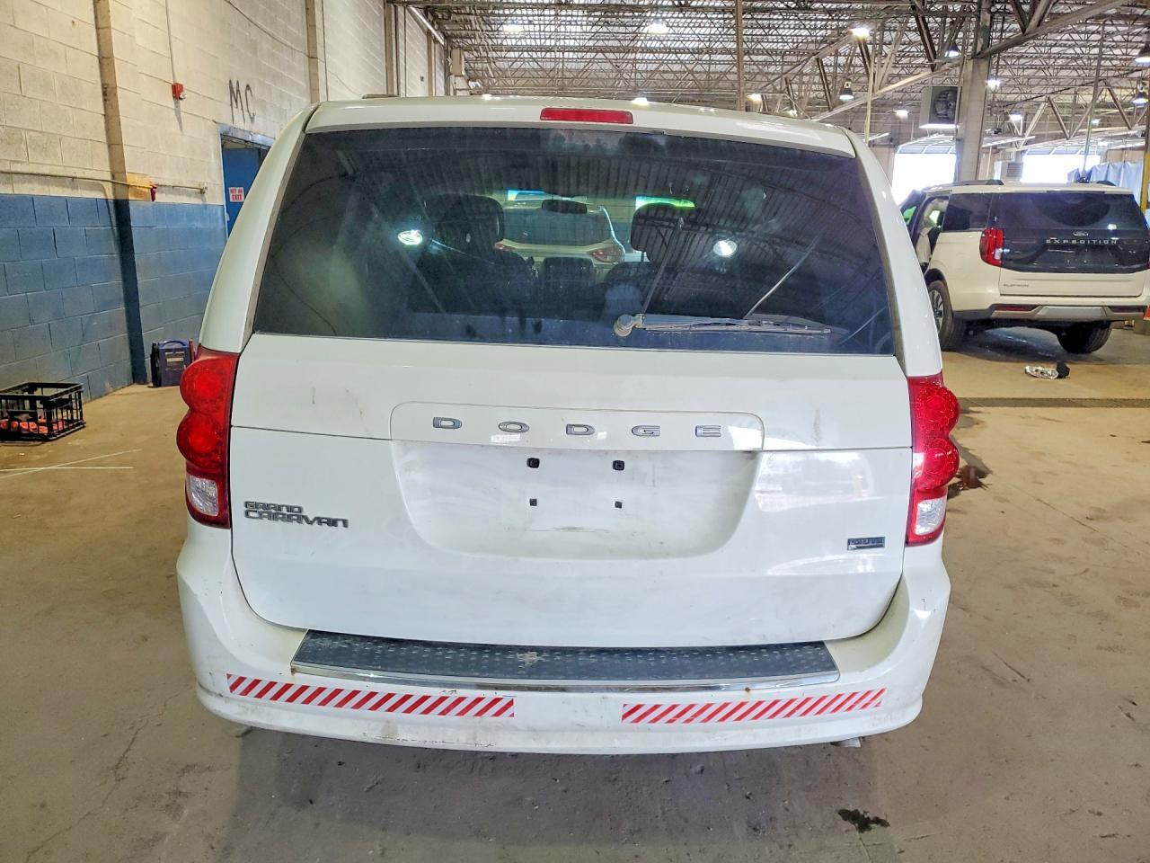 2013 Dodge Grand Caravan Sxt - Image 6