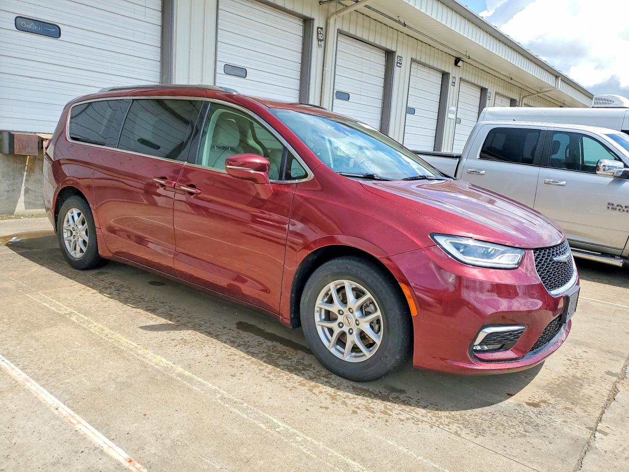 2021 Chrysler Pacifica Touring L - Фото 4