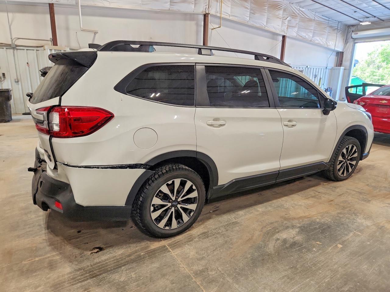 2023 Subaru Ascent Premium - Image 3