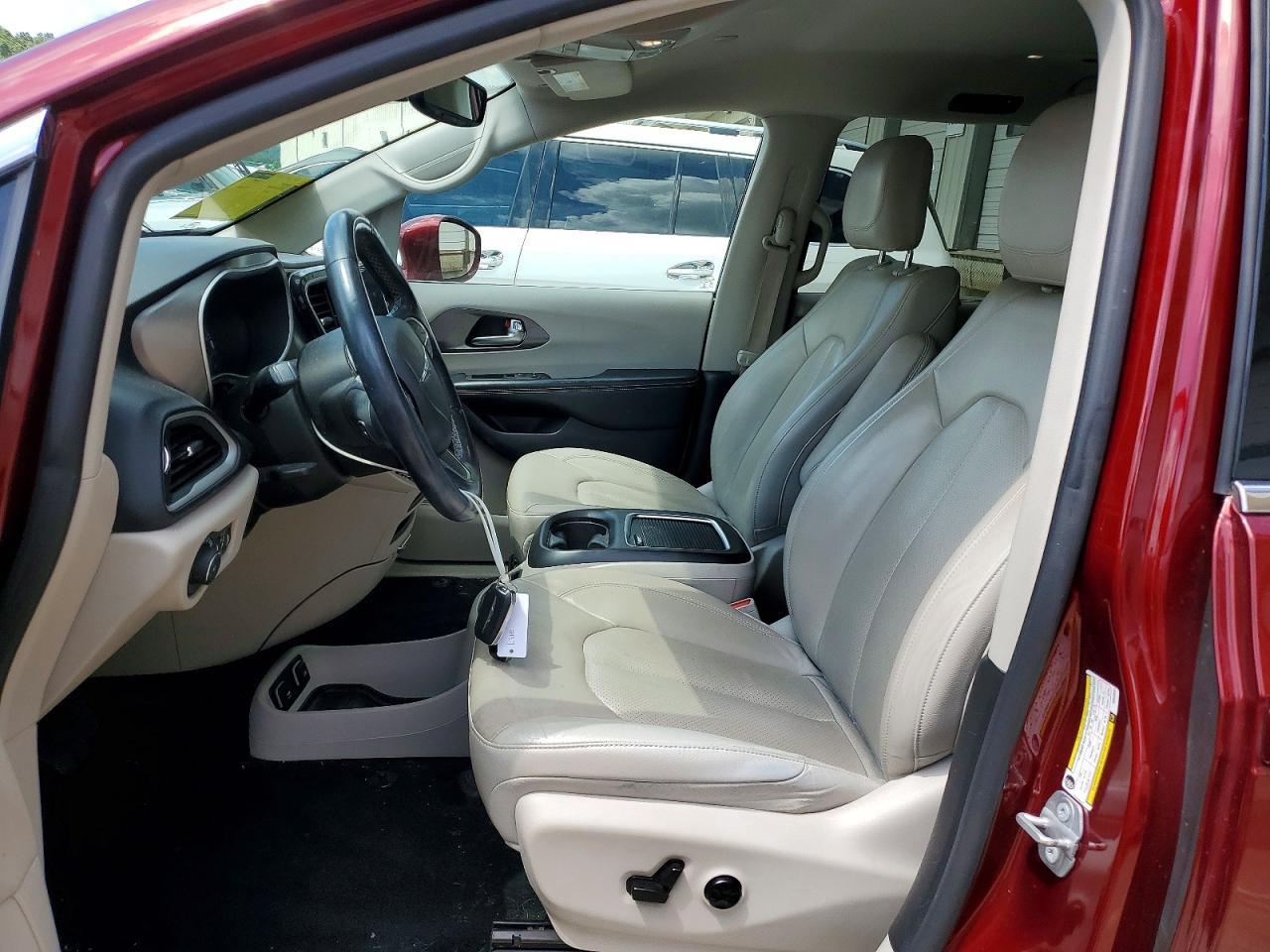 2021 Chrysler Pacifica Touring L - Фото 7