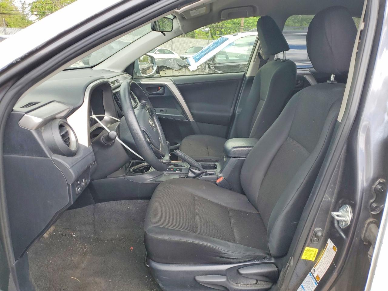 2018 Toyota Rav4 - Image 7